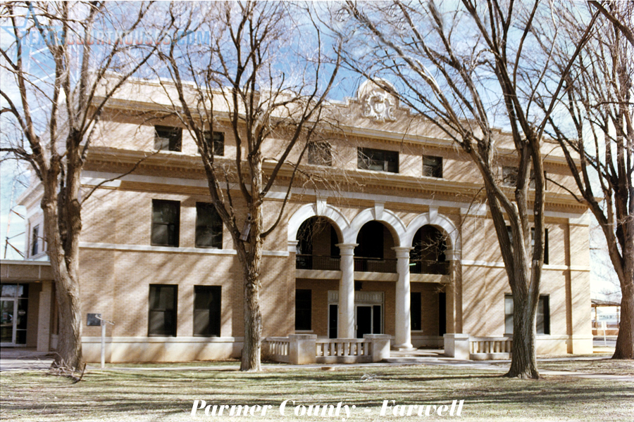 Parmer County Courthouse