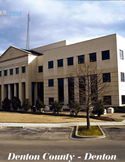 A Texas Courthouse
